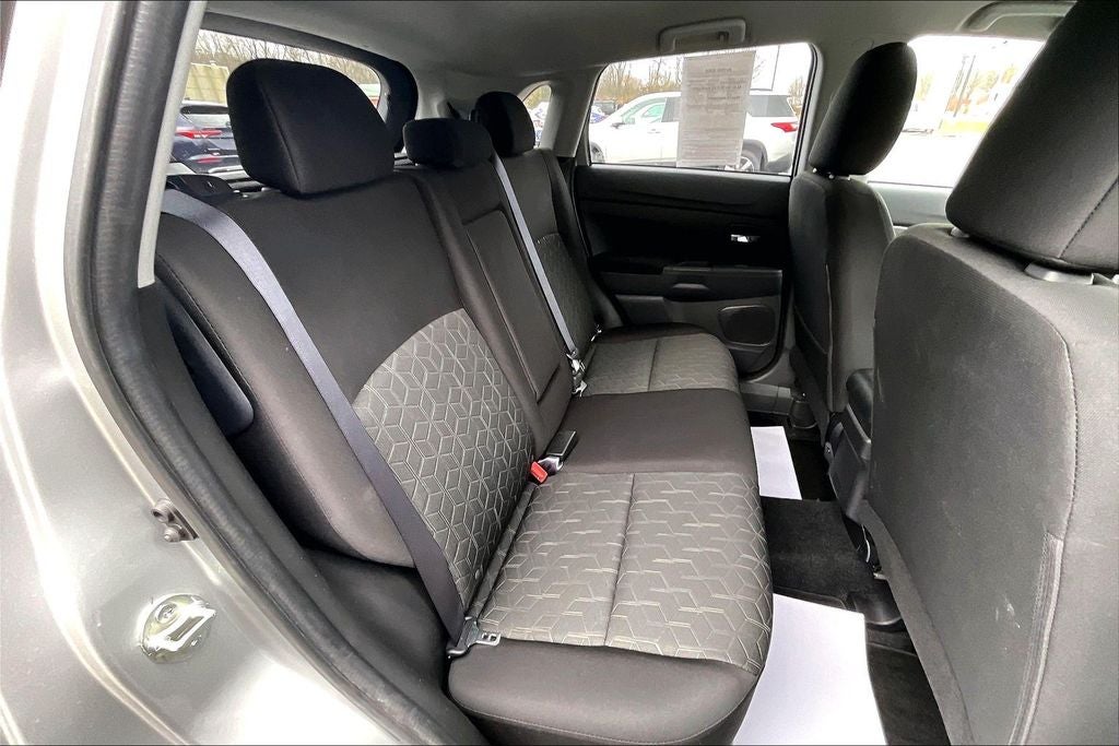 2022 Mitsubishi Outlander Sport 2.0 ES