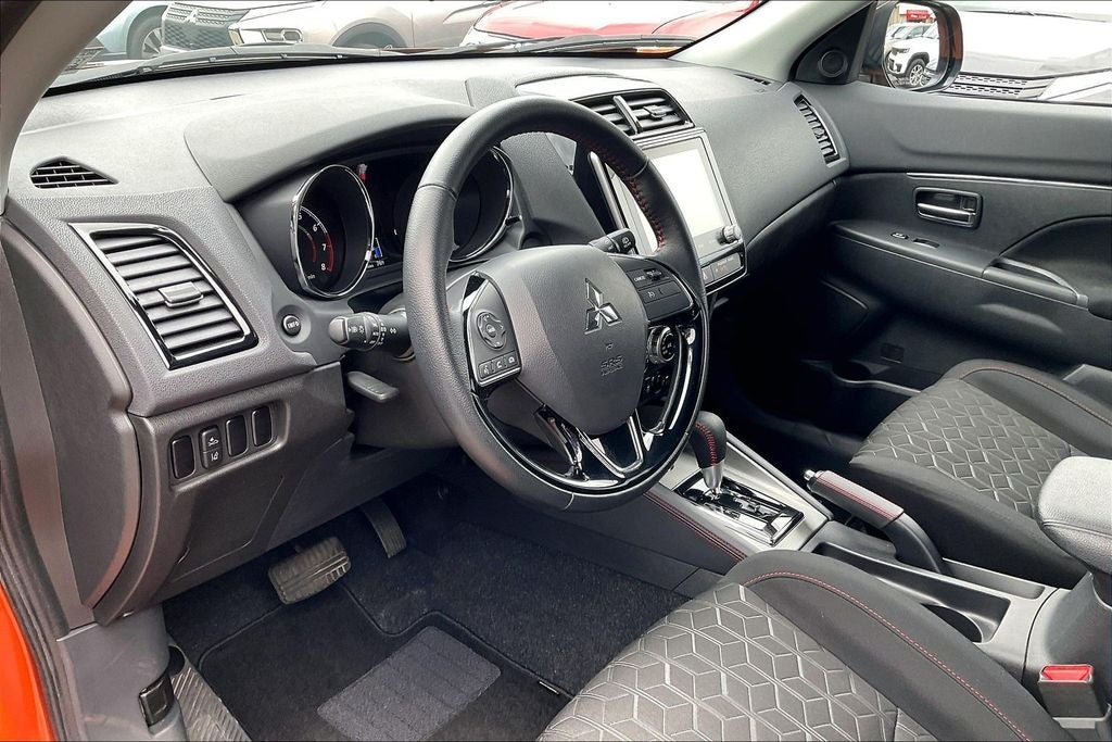 2024 Mitsubishi Outlander Sport 2.0 LE