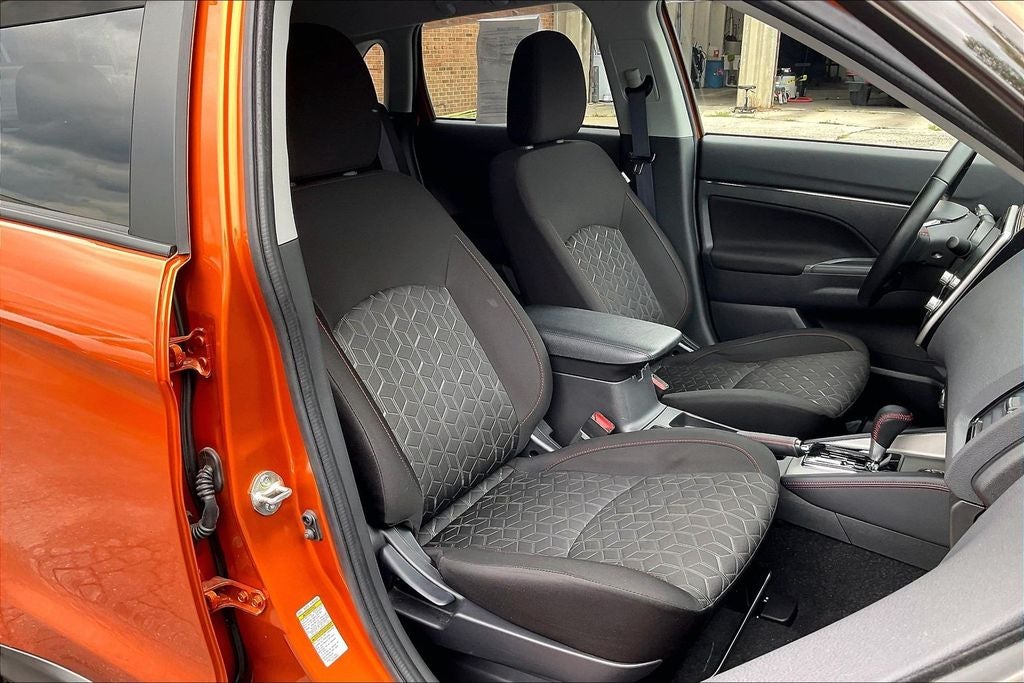 2024 Mitsubishi Outlander Sport 2.0 LE