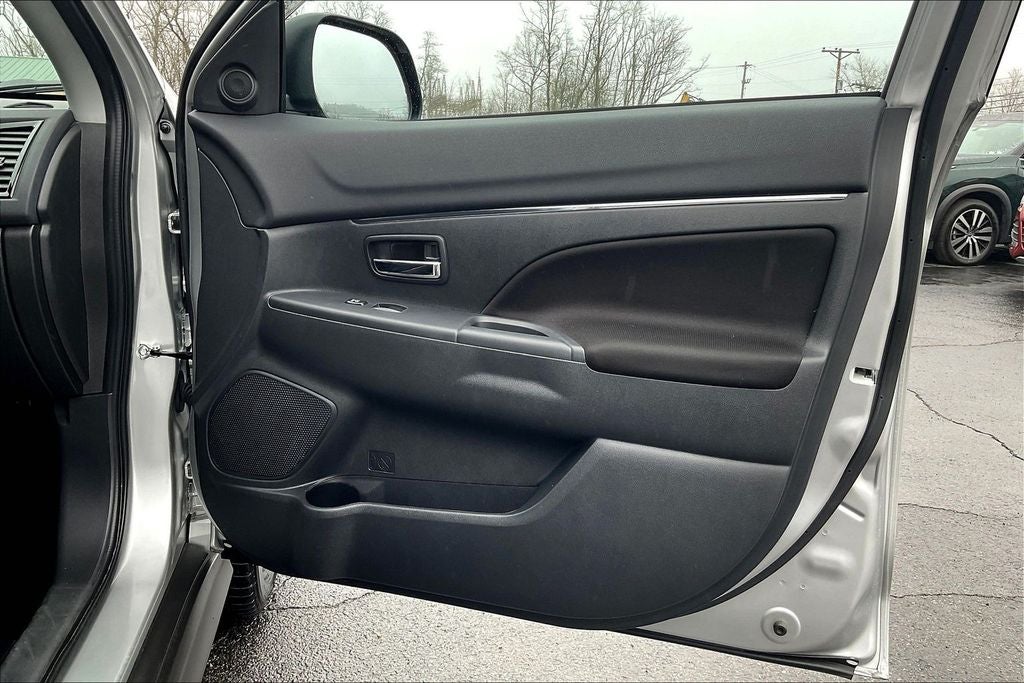 2024 Mitsubishi Outlander Sport 2.0 LE