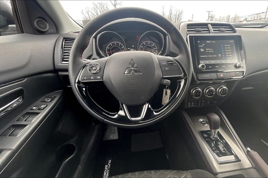 2024 Mitsubishi Outlander Sport 2.0 LE