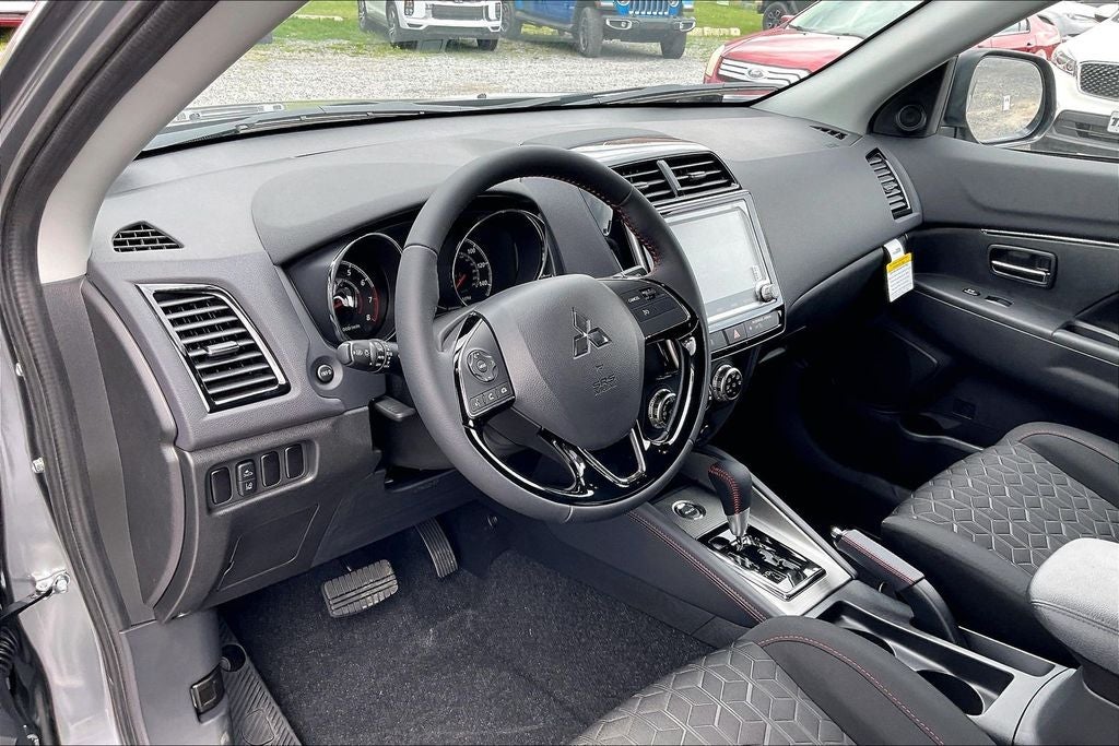2026 Mitsubishi Outlander Sport 2.0 LE