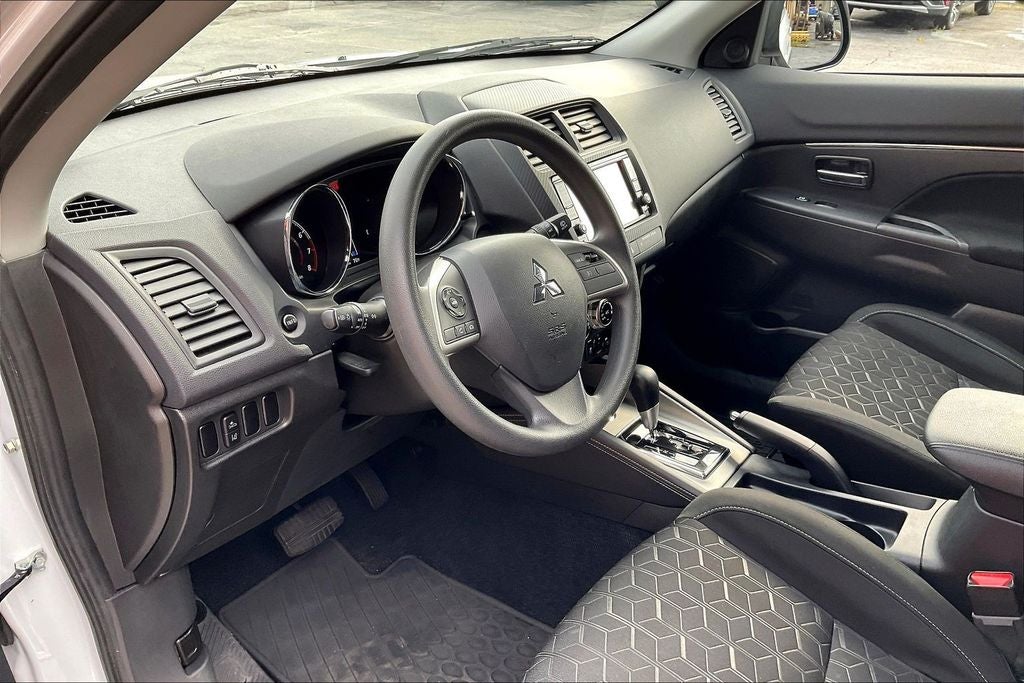 2024 Mitsubishi Outlander Sport 2.0 ES