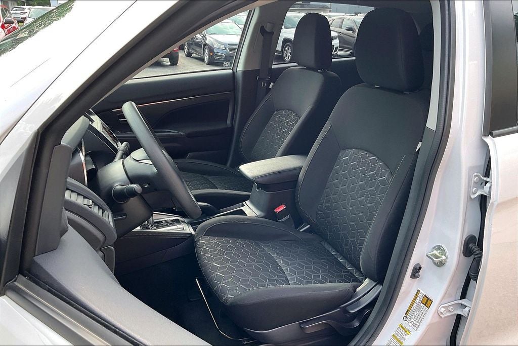 2024 Mitsubishi Outlander Sport 2.0 ES