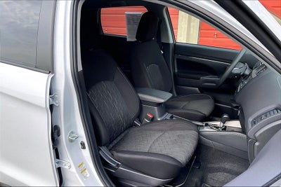 2024 Mitsubishi Outlander Sport 2.0 ES