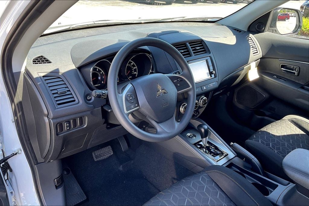 2025 Mitsubishi Outlander Sport 2.0 ES