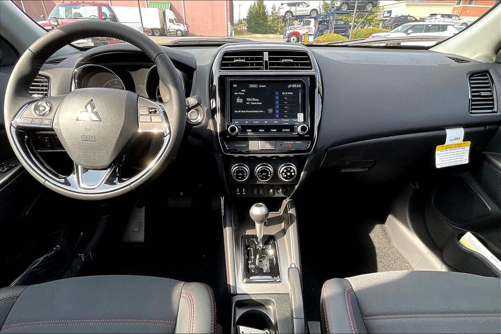 2025 Mitsubishi Outlander Sport 2.0 SE