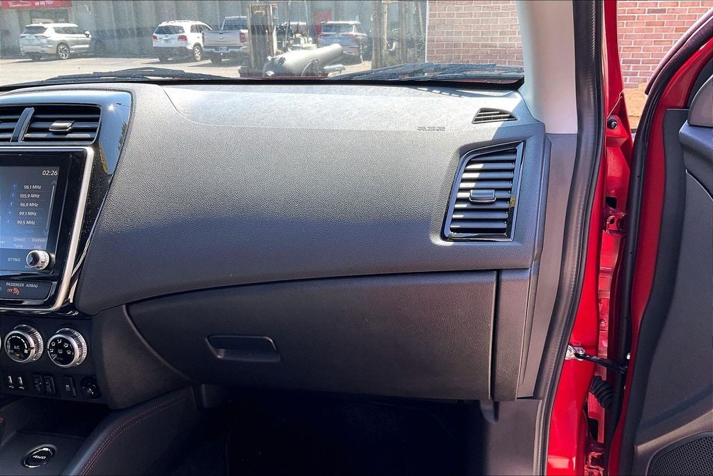2024 Mitsubishi Outlander Sport 2.0 LE