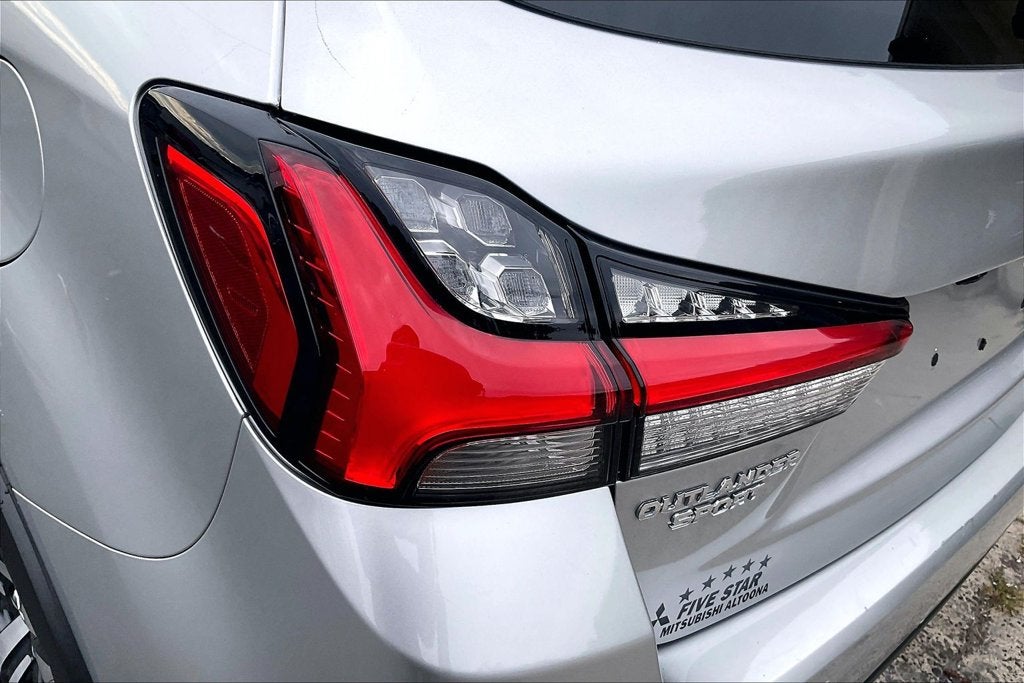 2025 Mitsubishi Outlander Sport Base