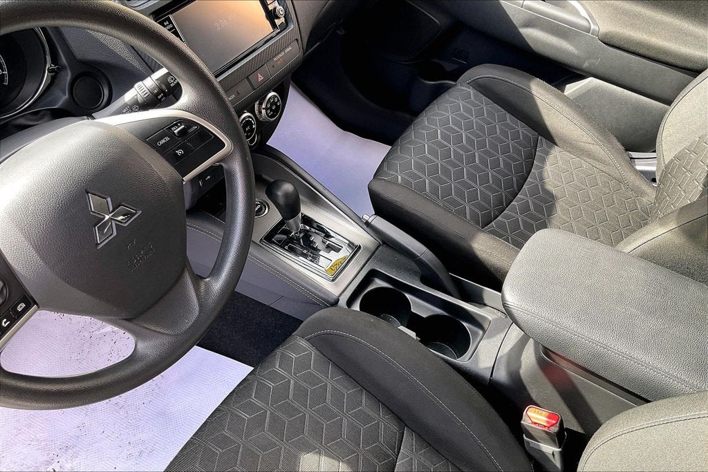 2025 Mitsubishi Outlander Sport 2.0 ES