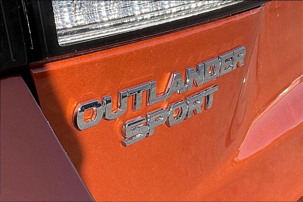 2025 Mitsubishi Outlander Sport 2.0 LE