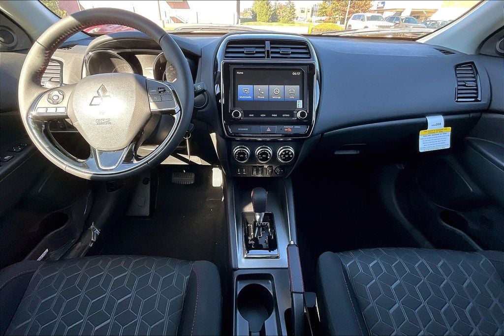 2025 Mitsubishi Outlander Sport 2.0 LE