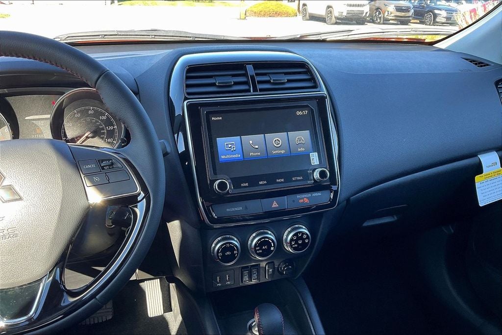 2025 Mitsubishi Outlander Sport 2.0 LE