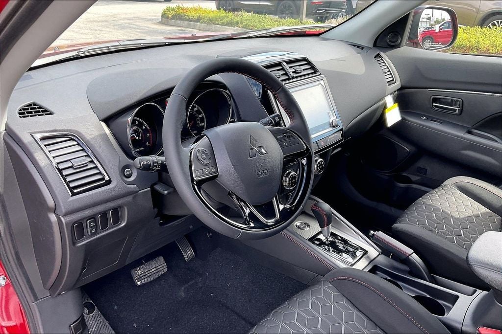 2026 Mitsubishi Outlander Sport 2.0 LE