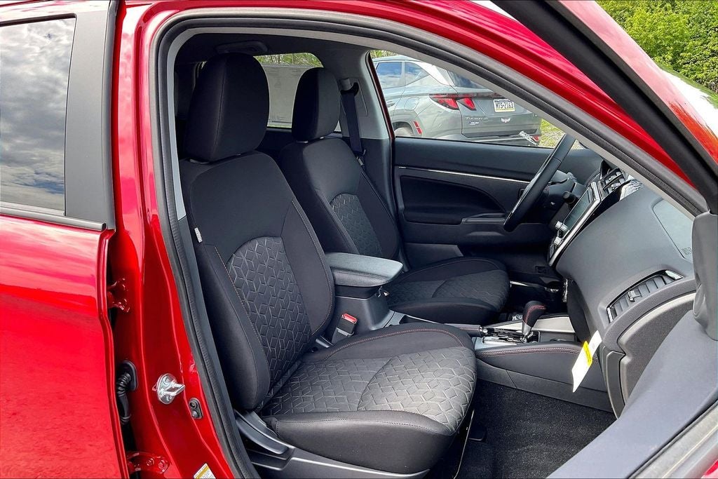 2026 Mitsubishi Outlander Sport 2.0 LE
