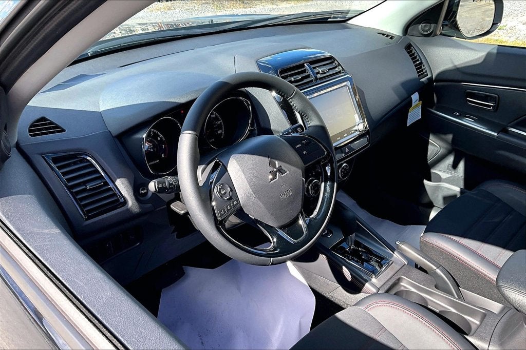 2027 Mitsubishi Outlander Sport 2.0 SE