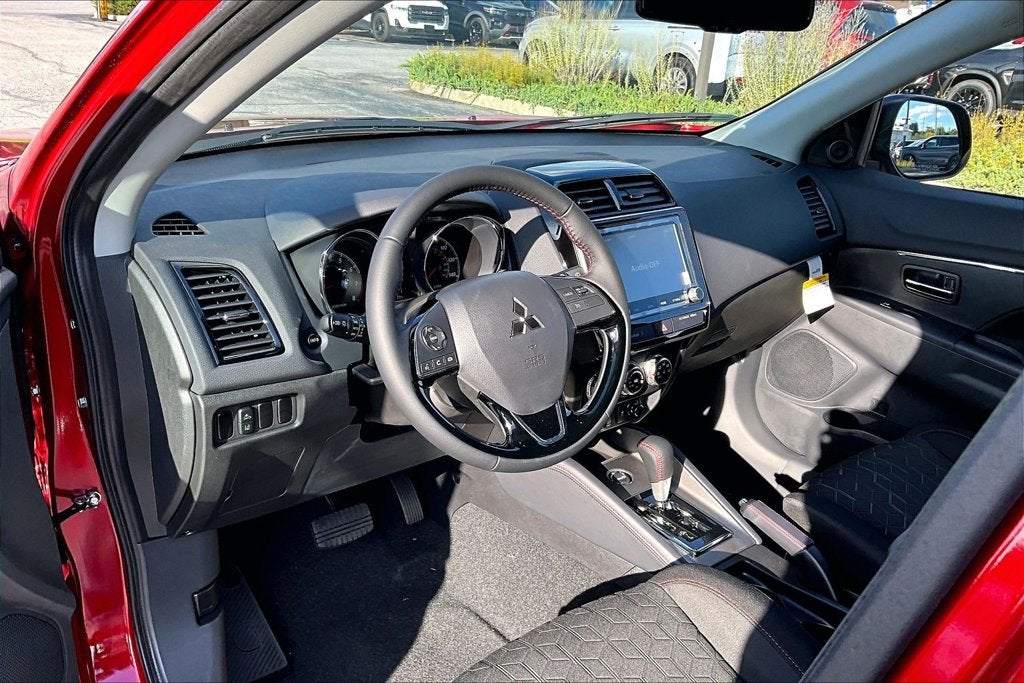 2027 Mitsubishi Outlander Sport 2.0 LE