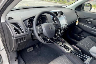 2025 Mitsubishi Outlander Sport 2.0 LE