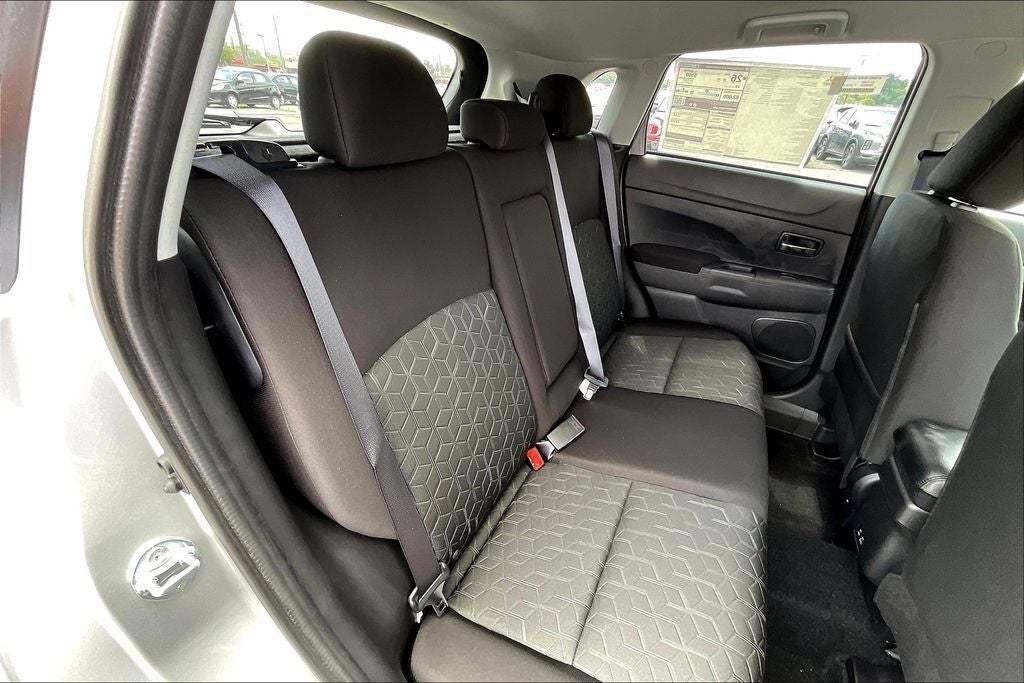 2025 Mitsubishi Outlander Sport 2.0 LE