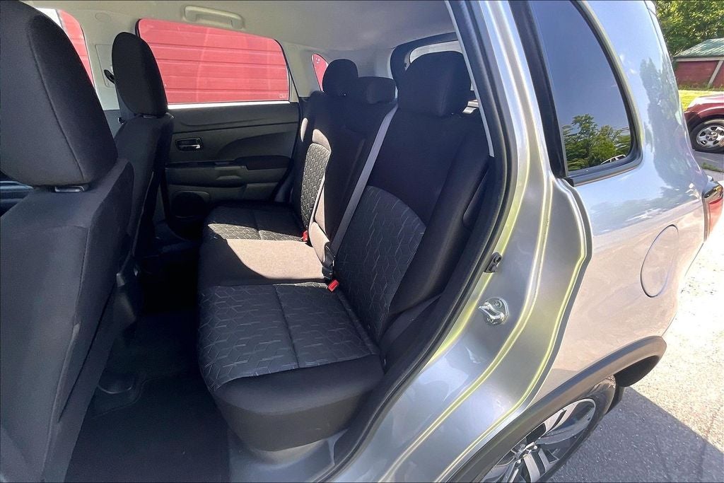 2024 Mitsubishi Outlander Sport 2.0 ES