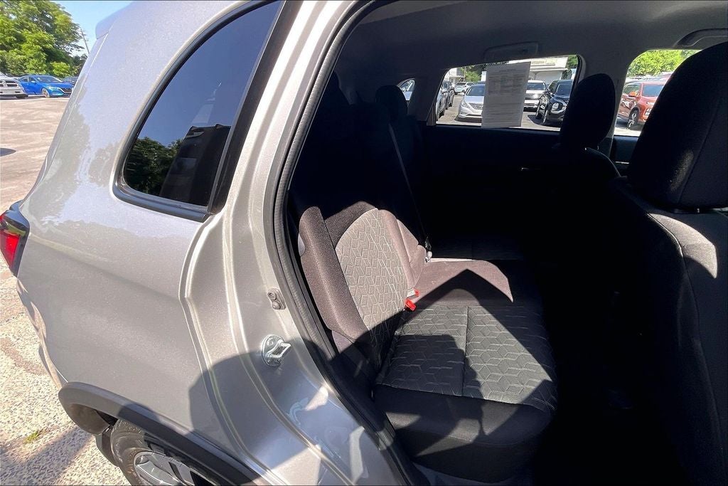 2024 Mitsubishi Outlander Sport 2.0 ES