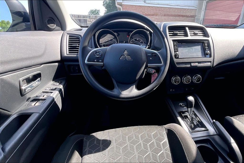 2024 Mitsubishi Outlander Sport 2.0 ES