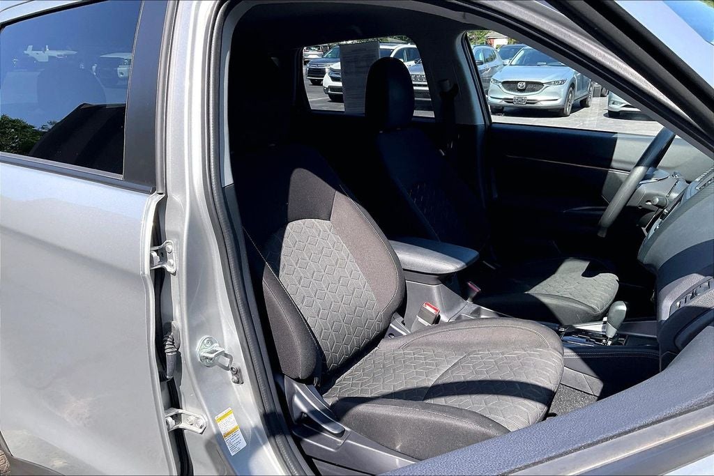 2024 Mitsubishi Outlander Sport 2.0 ES
