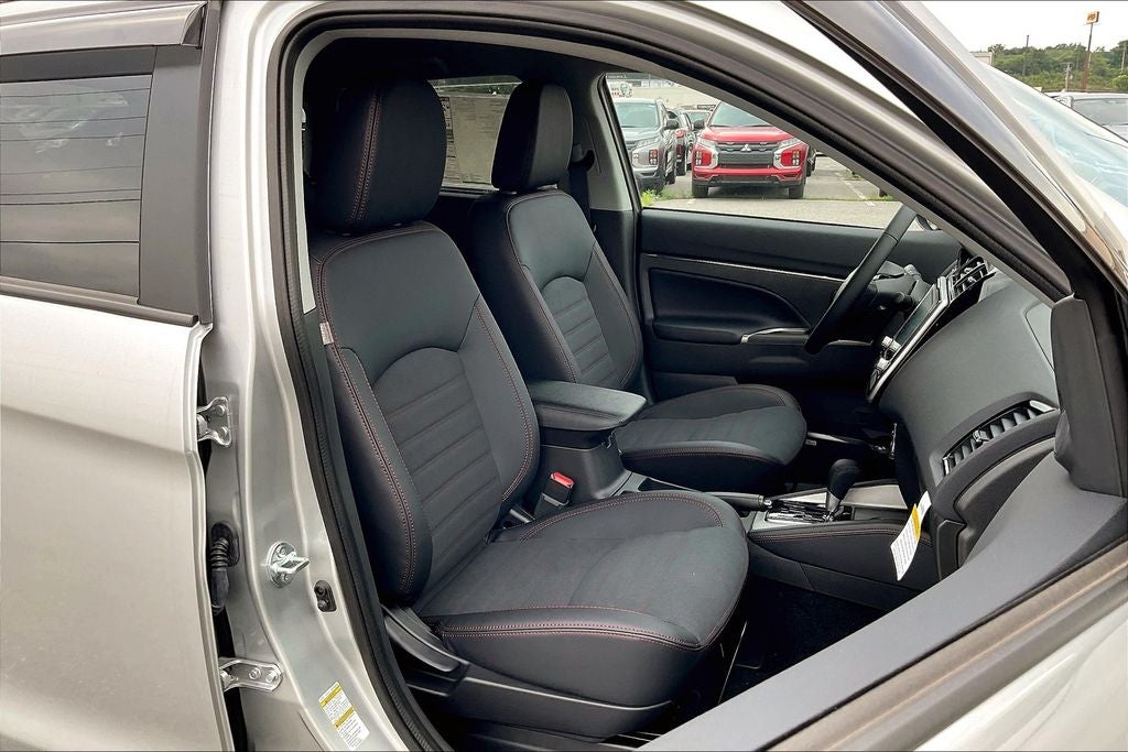 2025 Mitsubishi Outlander Sport 2.0 SE