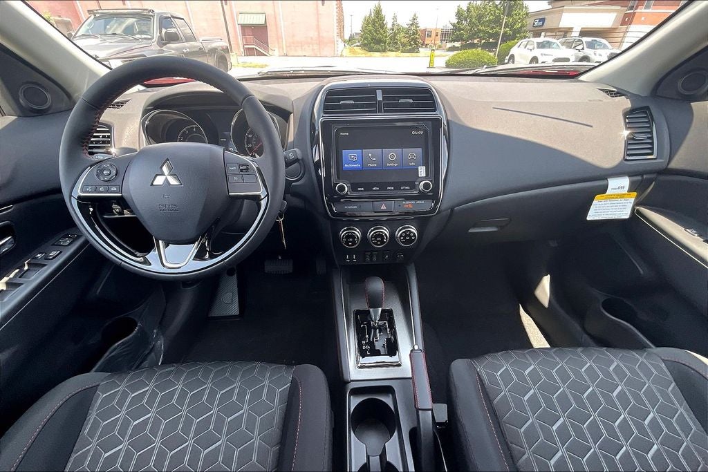 2025 Mitsubishi Outlander Sport 2.0 LE