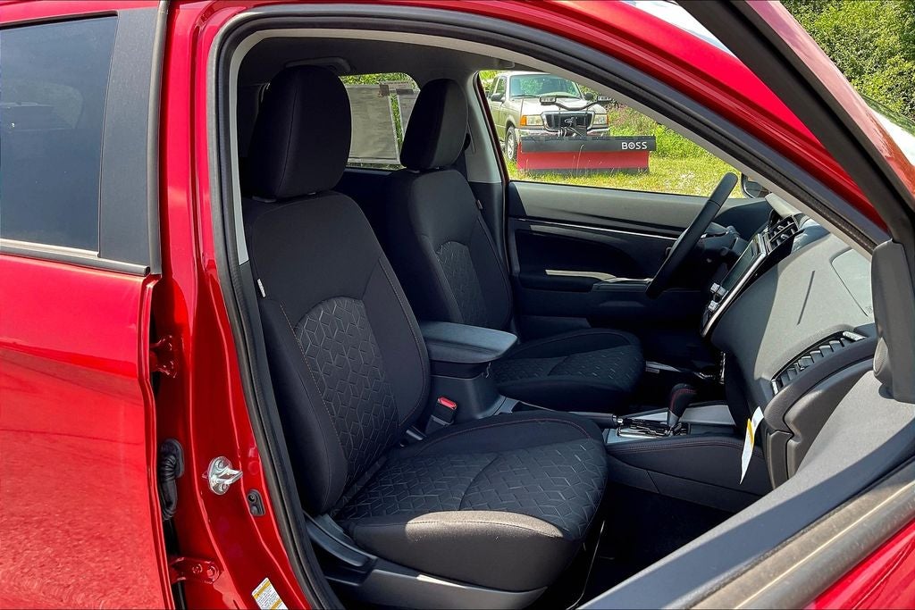 2025 Mitsubishi Outlander Sport 2.0 LE