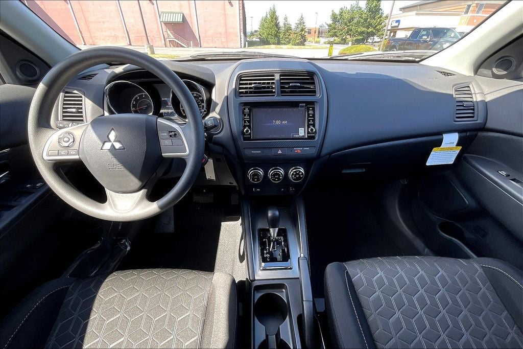 2025 Mitsubishi Outlander Sport 2.0 ES