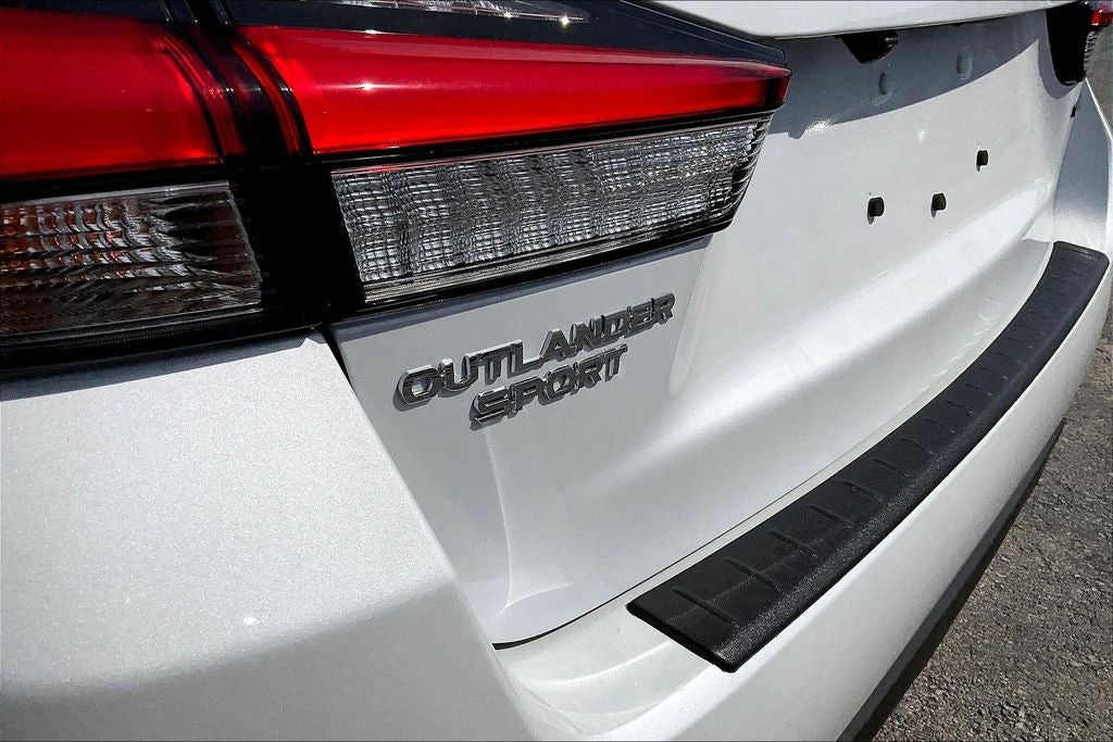 2026 Mitsubishi Outlander Sport 2.0 LE