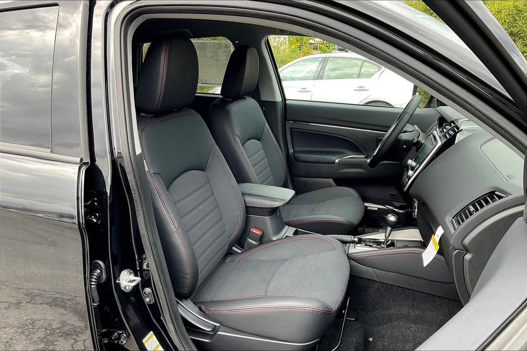 2025 Mitsubishi Outlander Sport 2.0 SE