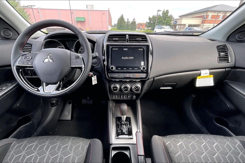 2026 Mitsubishi Outlander Sport 2.0 LE