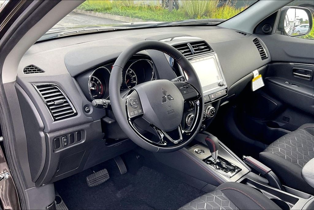 2026 Mitsubishi Outlander Sport 2.0 LE