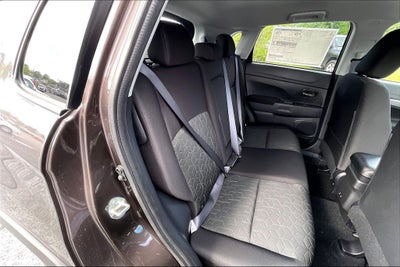 2026 Mitsubishi Outlander Sport 2.0 LE