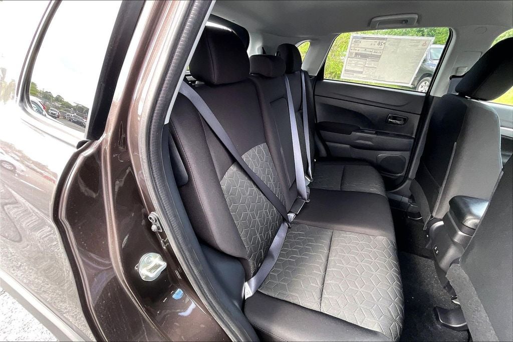 2026 Mitsubishi Outlander Sport 2.0 LE