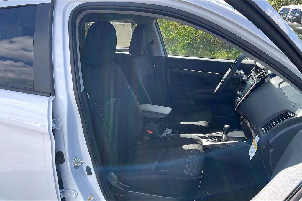 2027 Mitsubishi Outlander Sport 2.0 ES