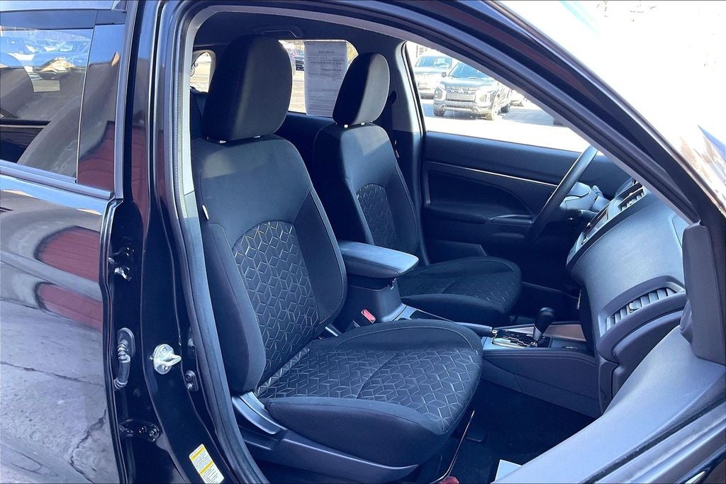 2024 Mitsubishi Outlander Sport 2.0 ES