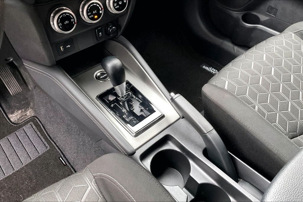 2024 Mitsubishi Outlander Sport 2.0 ES