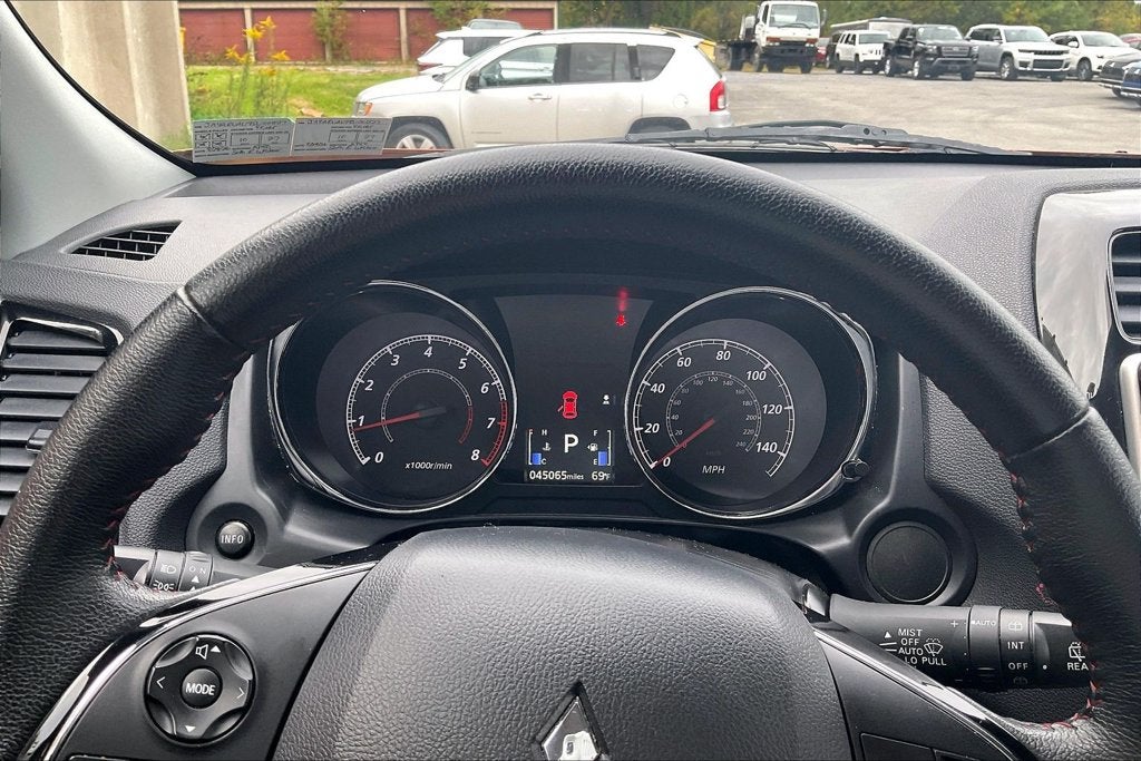 2025 Mitsubishi Outlander Sport 2.0 LE