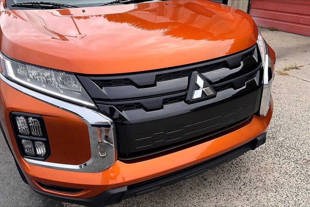 2025 Mitsubishi Outlander Sport 2.0 LE