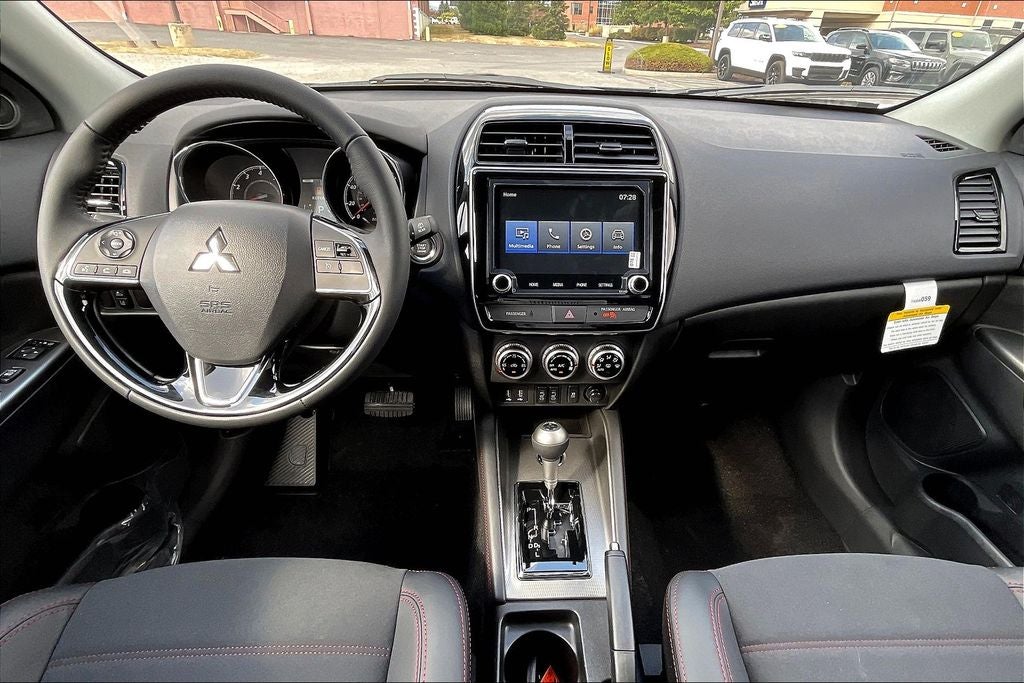 2025 Mitsubishi Outlander Sport 2.0 SE