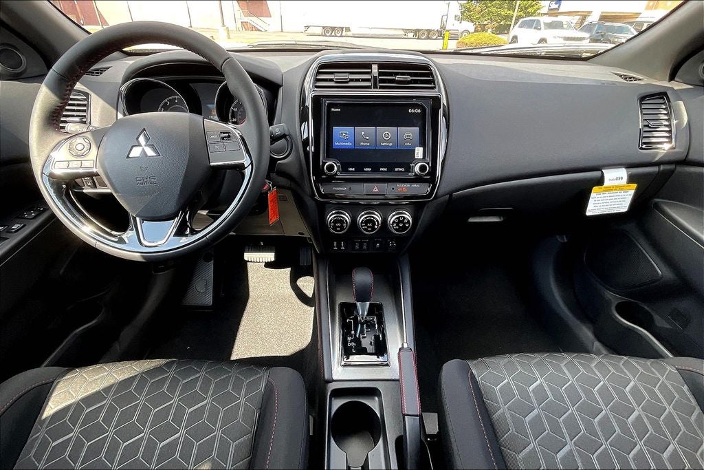 2025 Mitsubishi Outlander Sport S