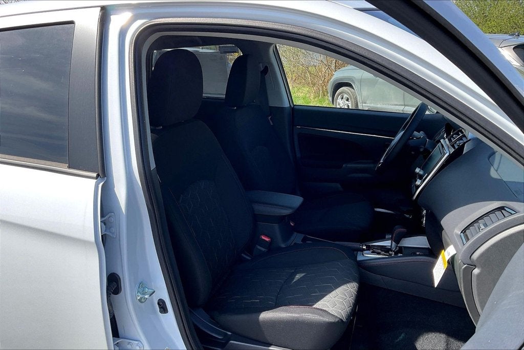 2026 Mitsubishi Outlander Sport 2.0 LE