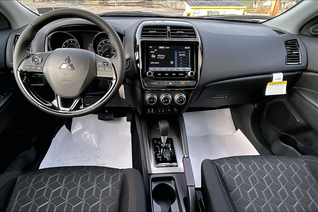2027 Mitsubishi Outlander Sport 2.0 LE