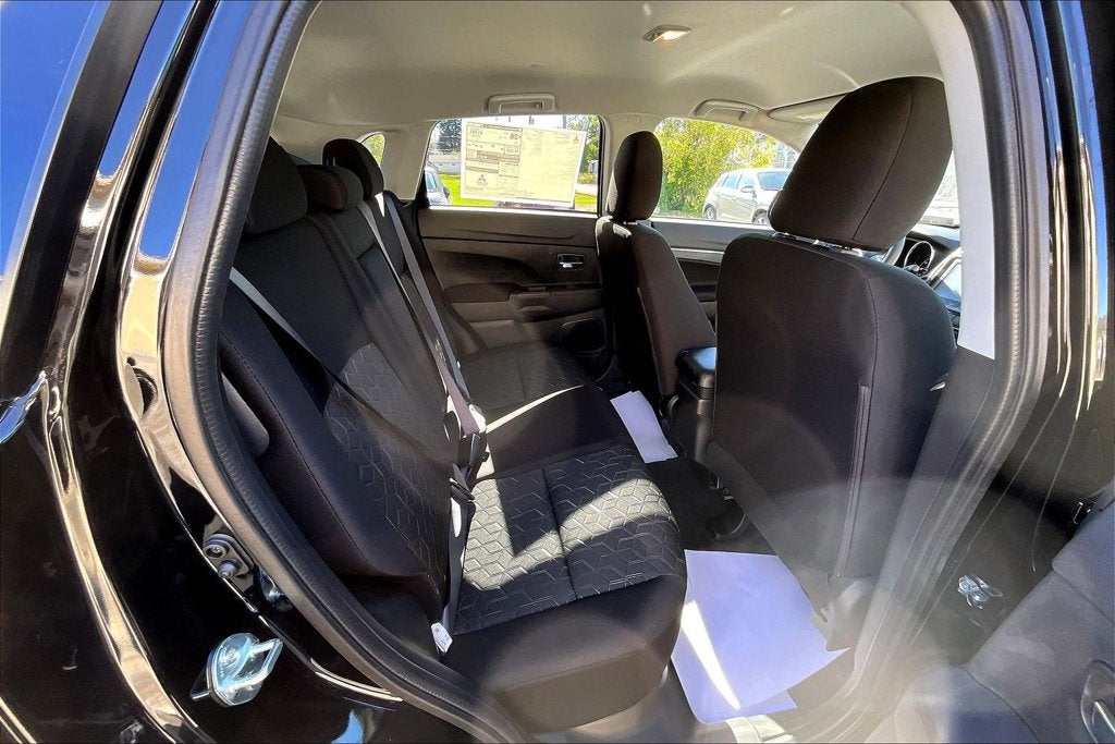 2027 Mitsubishi Outlander Sport 2.0 ES