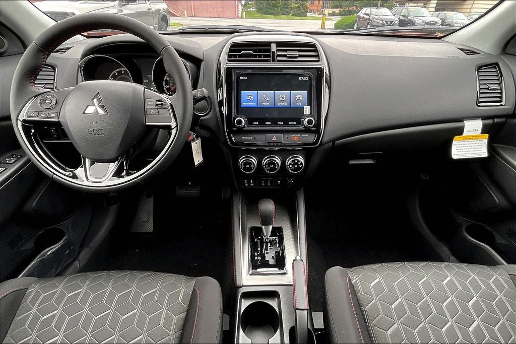 2025 Mitsubishi Outlander Sport S