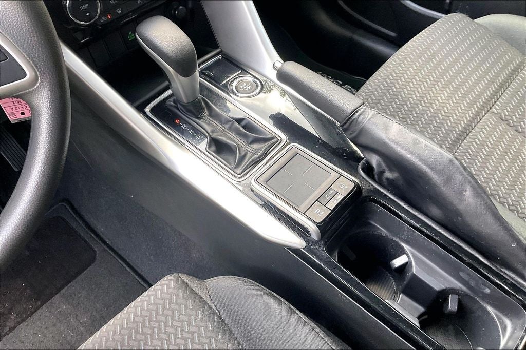 2018 Mitsubishi Eclipse Cross LE