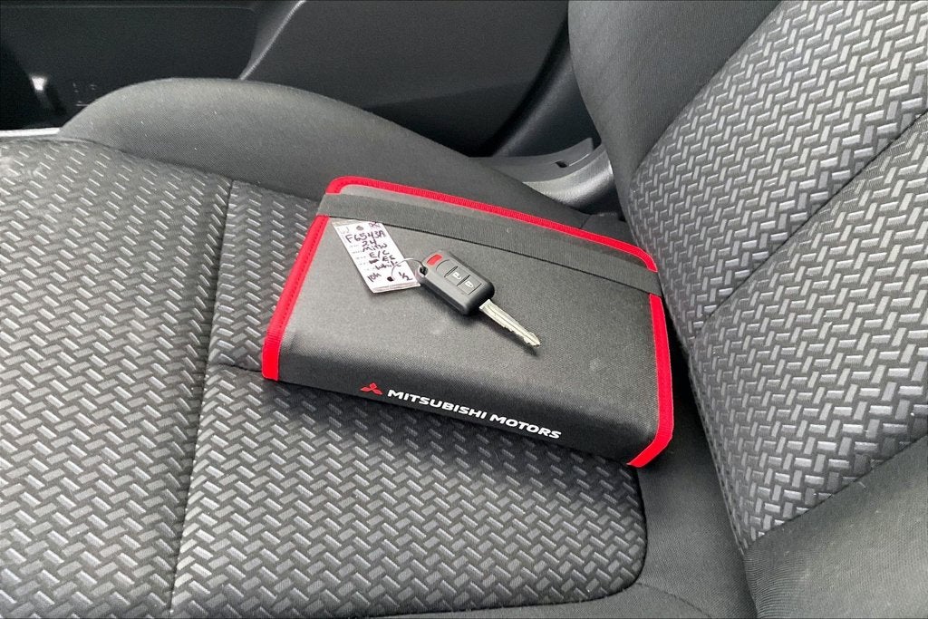 2024 Mitsubishi Eclipse Cross ES